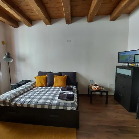 Il Caddi - Caratteristico Monolocale In Pieno Centro Storico *